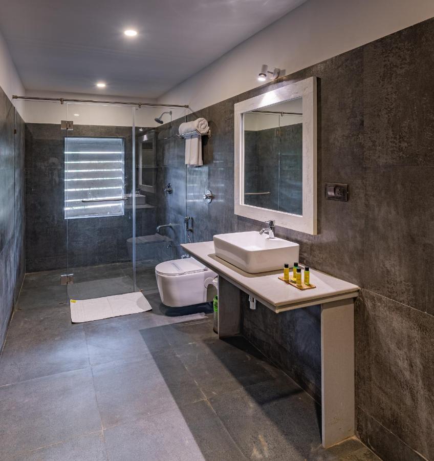 The Bark - An Art Resort โลนาวาลา ภายนอก รูปภาพ